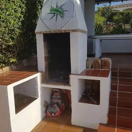 En Primera Linea De Mar Cerca De Binibeca Villa *