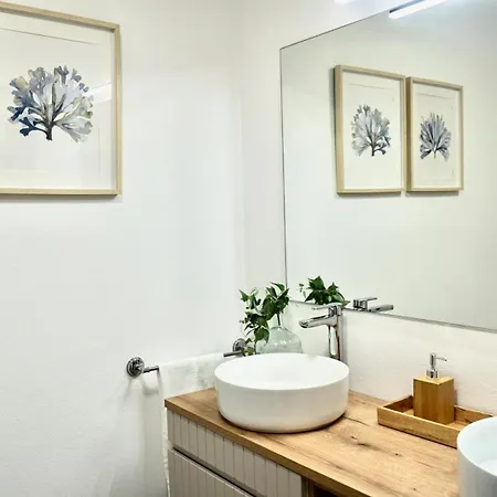 En Primera Linea De Mar Cerca De Binibeca